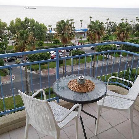 Sea Front & City Center, Amazing Sea View ليماسول المظهر الخارجي الصورة