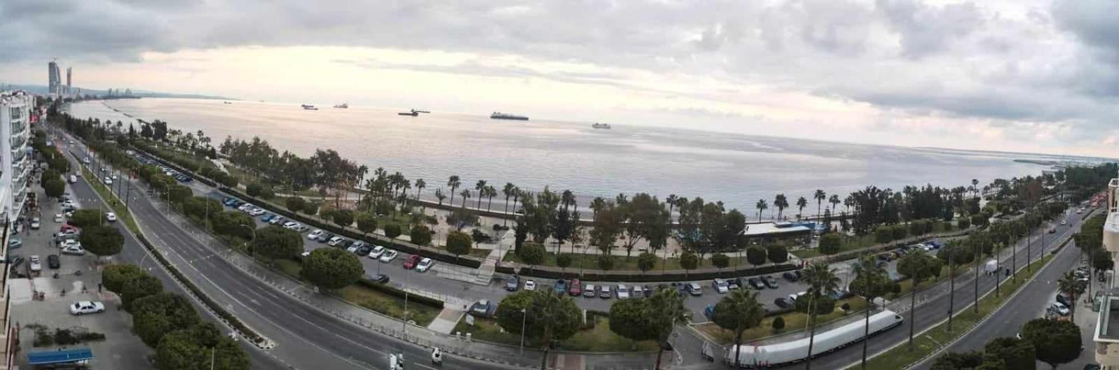 Sea Front & City Center, Amazing Sea View ليماسول المظهر الخارجي الصورة