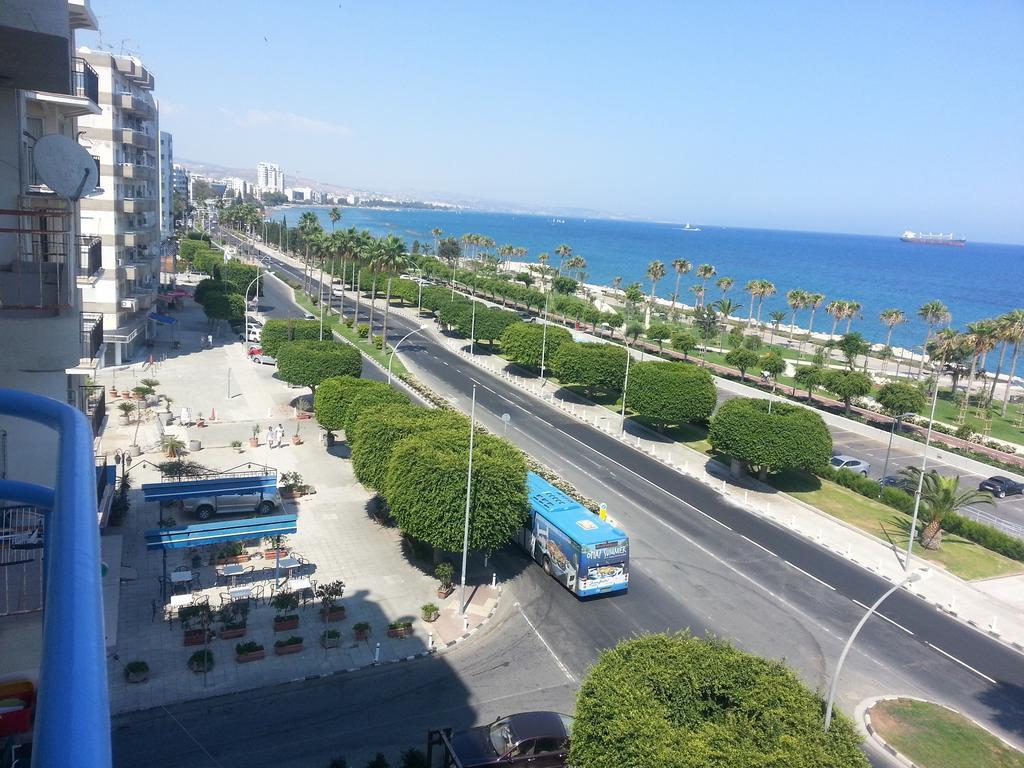 Sea Front & City Center, Amazing Sea View ليماسول المظهر الخارجي الصورة