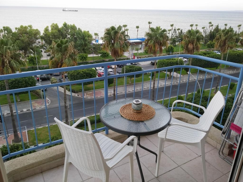 Sea Front & City Center, Amazing Sea View ليماسول المظهر الخارجي الصورة