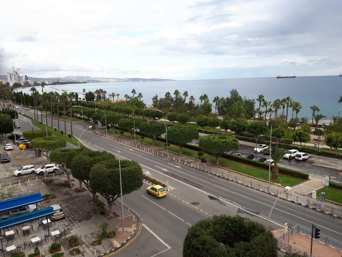 Sea Front & City Center, Amazing Sea View ليماسول المظهر الخارجي الصورة